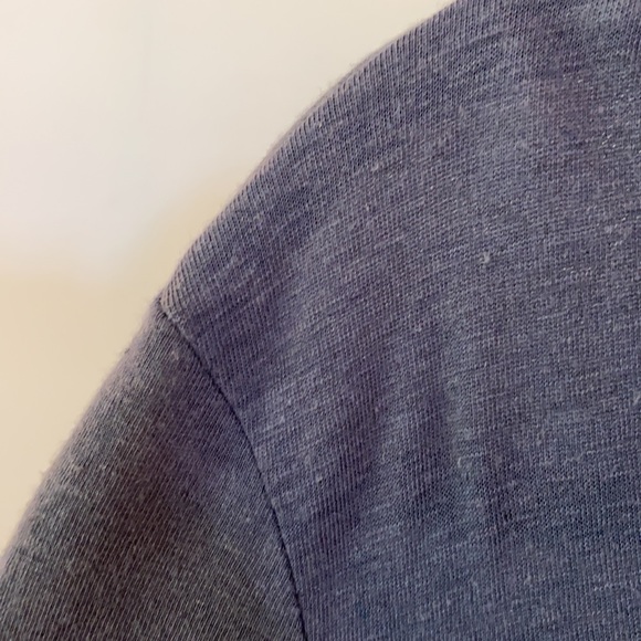 Aritzia Golden by TNA short sleeve T-shirt - Picture 3 of 6